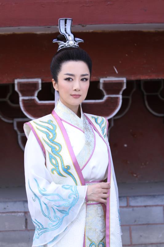 《封神英雄》李依晓演绎帅气姜子牙