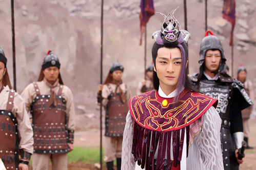张明明邪魅眼神