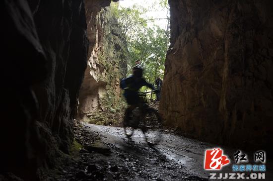 首届海峡两岸自行车张家界挑战赛“敲定”