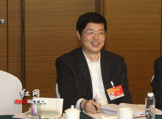 全国政协委员、湘潭大学副校长刘长庚