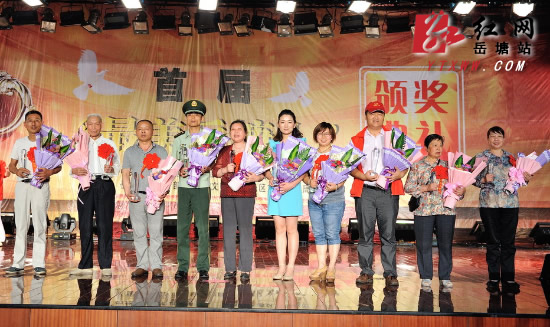 学雷锋日：岳塘区这些“活雷锋”有话要说