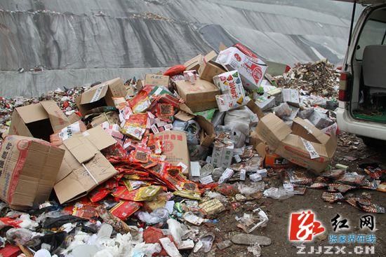 【红盾出击】武陵源工商分局集中销毁价值30余万元假冒伪劣商品