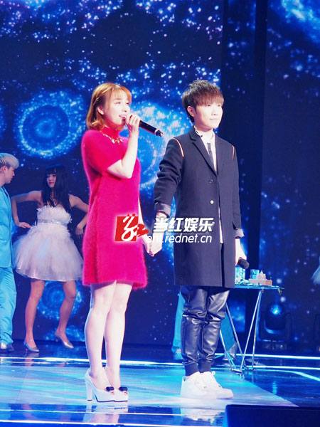 徐良吴昕央视对唱