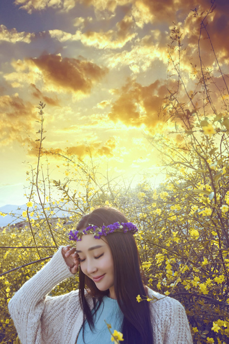 杜若溪-春日写真-花间遐想