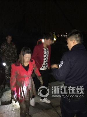 前女友和现女友同时跳江 21岁小伙救起现任扭头就走