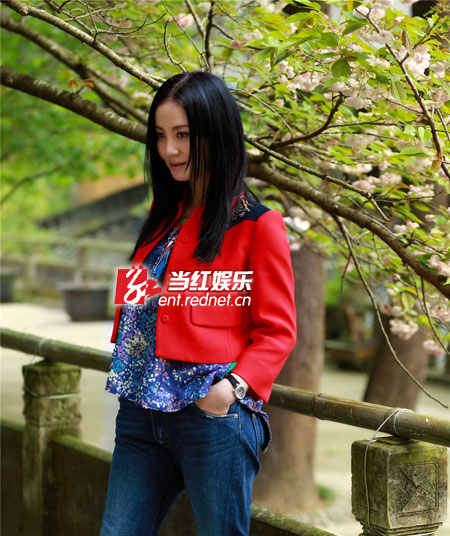 陶红初春写真