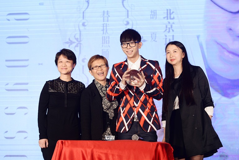 胡夏《替我照顾她》发布