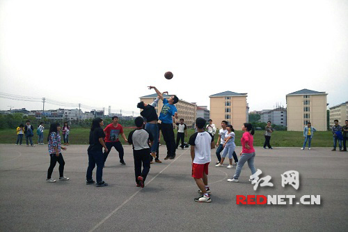 湘潭大学公益联盟篮球赛决赛圆满落幕