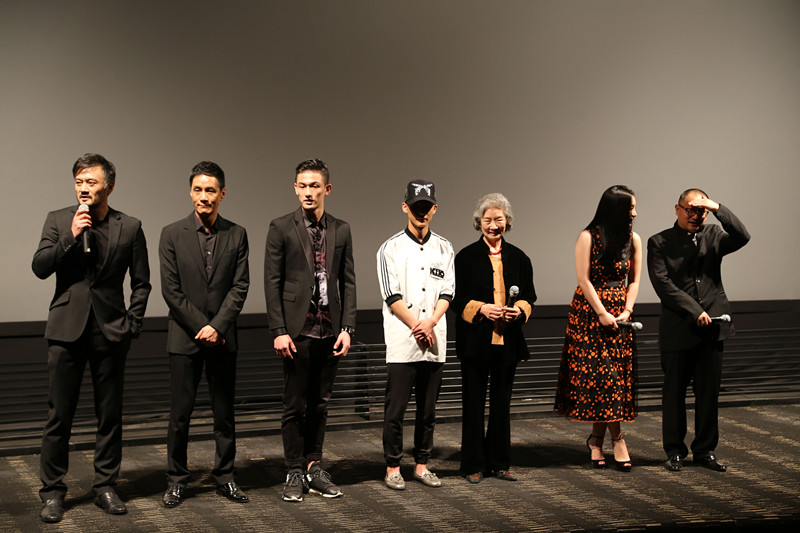 曹卫宇型男范十足