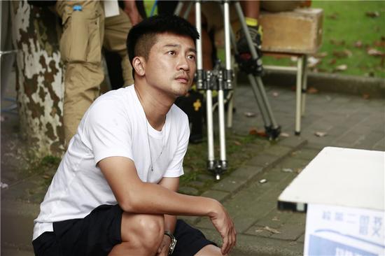 苏有朋《左耳》大变魔术:用光影渲染青春 - 中文文化 - 中国日报网