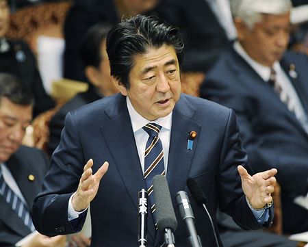 日本政府将召开内阁会议敲定自卫队相关新安保法案