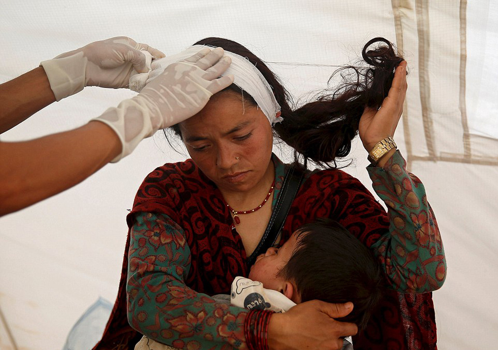 二次强震加重尼泊尔创伤救援面临更大挑战