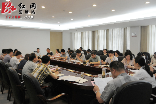 今年岳塘区至少要完成10个社区的改造 慈善超市要全覆盖
