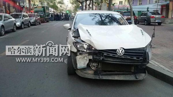 捷达撞上价值百万玛莎拉蒂豪车车主：不算什么