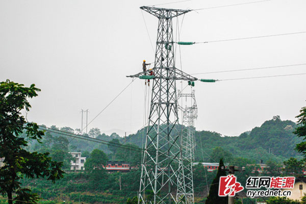 洛湛铁路娄底段牵引变110千伏工程进入放线阶