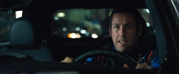 喜剧明星亚当_桑德勒出演本片主角