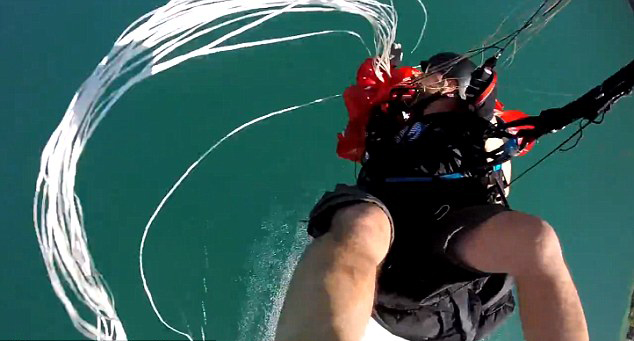 美跳伞员与电线纠缠失控坠地所幸无碍