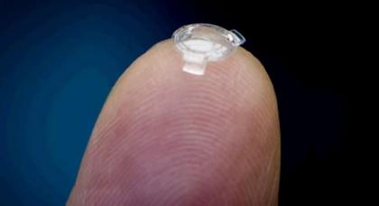 加拿大发明“仿生镜片”10秒内可恢复视力(图)