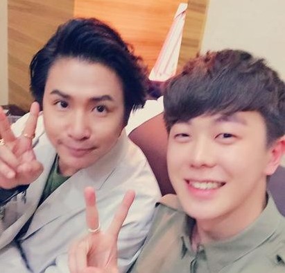 包迪代主持与欧弟合照