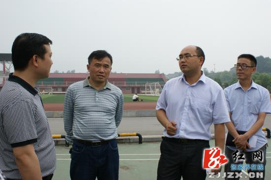 尚生龙：以学生为本 科学规划 统筹兼顾学校项目建设