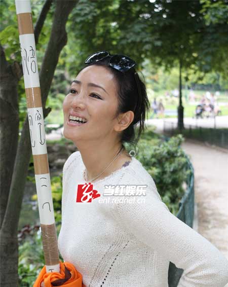 巩俐“绝美六连拍”