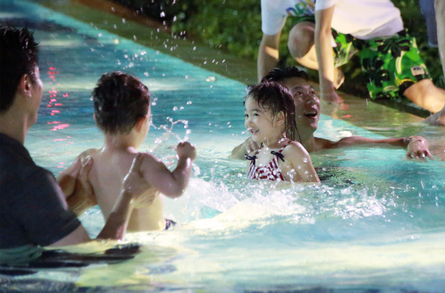 <em>嗯哼大王泡妹有术</em> 最萌姐弟双麒CP受欢迎_娱