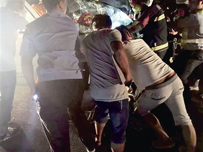 曾因救人险遭不白之冤男子再遇车祸毅然伸援手