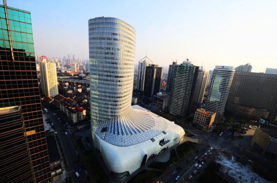 苏州现“大靴子”楼 媲美上海“靴子楼”(组图)