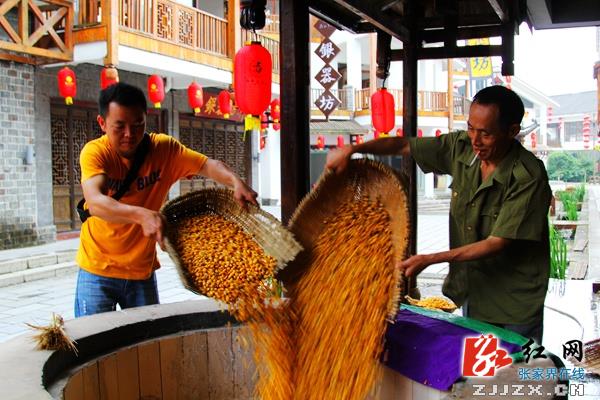 五大传习所相继落户 张家界溪布老街借力非遗文化升级