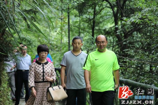 永定区百余名年轻干部欢聚一堂谈青春聊梦想