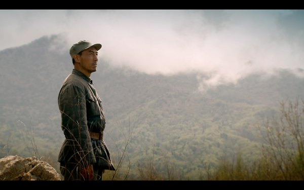 王洛勇饰演杨靖宇