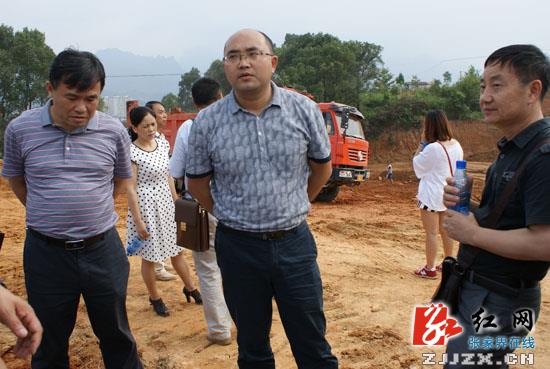 尚生龙主持召开市一中新校区建设工作现场调度会
