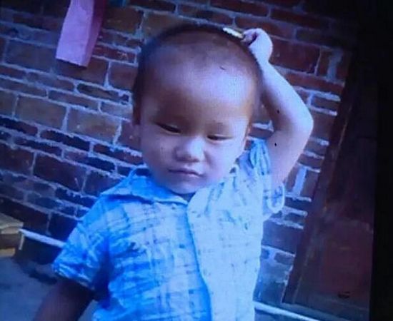 广东佛山三岁男童吃茶叶蛋食物中毒身亡（图）