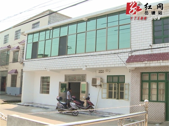 岳塘区174户规模养殖场用“退养”换来好风光