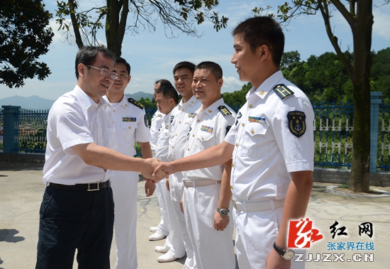 刘革安