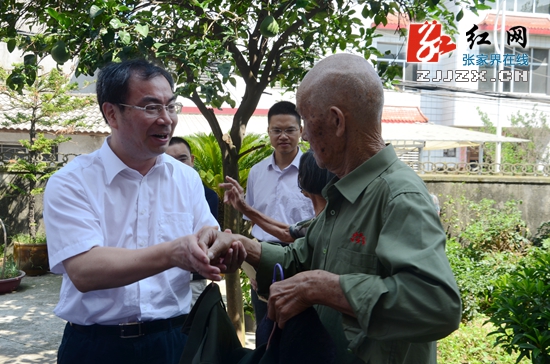 刘革安
