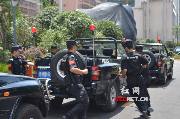 武警中队反恐特战术演练