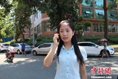 四川借200万尽孝女生回应质疑:以身相许也是报恩