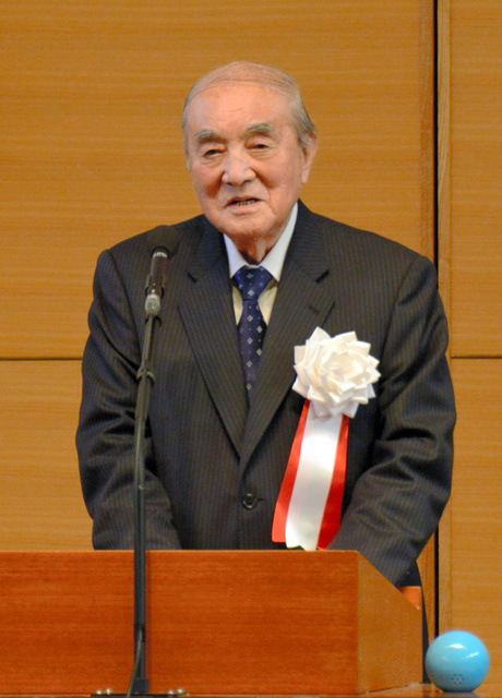 日本前首相中曾根康弘撰文吁安倍政权正视历史