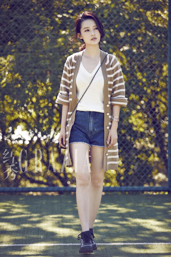 李沁演绎米色浪漫