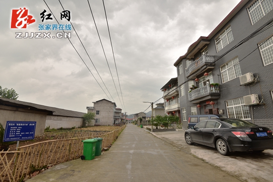 环境整治“6+1”行动让张家界“脸面”靓