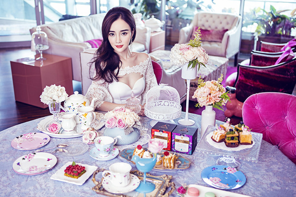 李小璐芭莎下午茶大片