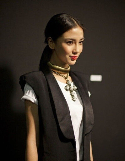杨颖