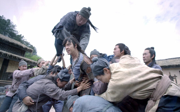 陈伟霆被众人围堵