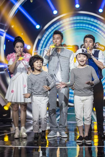 欧豪 李维嘉与新声代们玩游戏