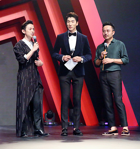 张亮何炅汪涵同台主持