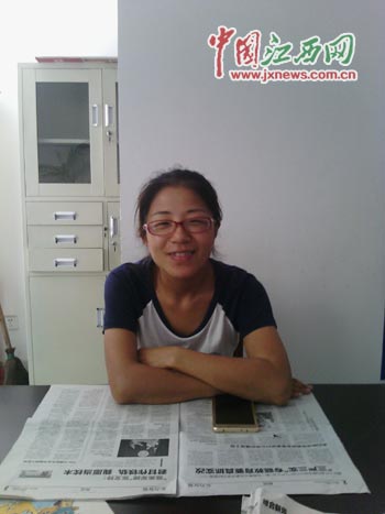 聊到老父亲变成了电脑通，张文玲开心地笑了