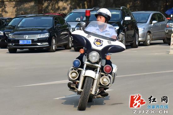 【警视窗】以实战标准进行检验 张家界开展反恐应急演练