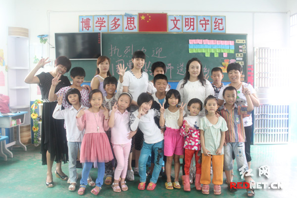 周黔玲嘉禾县特殊学校义务教学