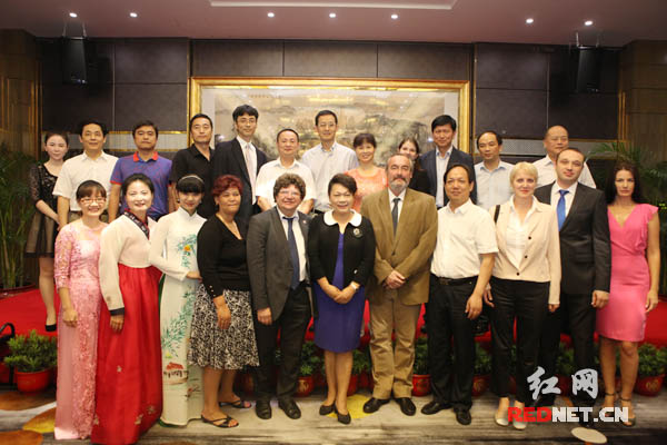 13日，为期一周的湖南首届国际友城友好交流活动周闭幕，国际友城代表齐聚湖南长沙。